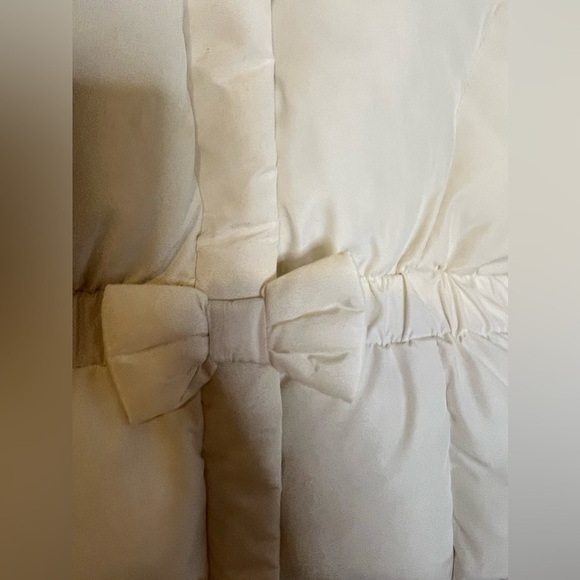 𝅺GAP Puffer Vest With Bow -Size 18-24 Months - Picture 2 of 3